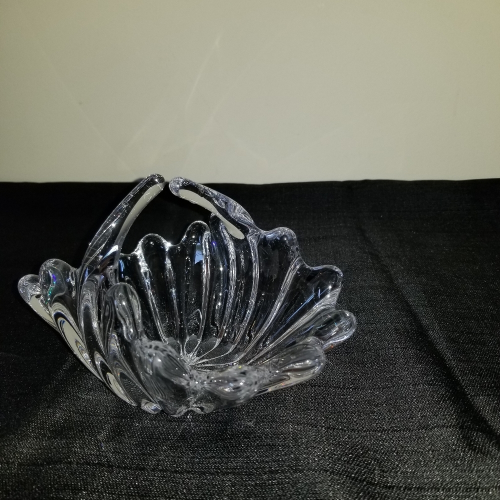 Crystal Stretching arms basket / bowl